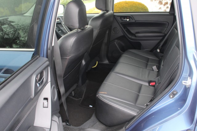 SUBARU FORESTER 2.5 PZEV 218pk AWD automaat leer/ECC/ACC/pano-schuifdak/lm velgen, Autobedrijf Roetert, Loenen