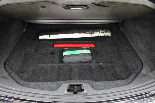 VOLVO V60 1.6 T3 150pk Kinetic ECC/cruise/navi/PDC/trekhaak, Autobedrijf Roetert, Loenen