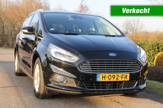 FORD S-MAX 1.5 160pk Titanium 7-pers ECC/cruise/navi/standkachel/trekhaak, Autobedrijf Roetert, Loenen