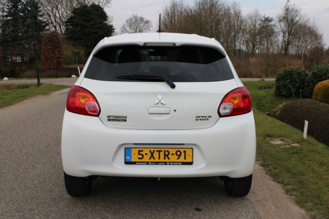 MITSUBISHI SPACE STAR 1.2 intense+ 80pk ECC/BT/Cruise/StartStop, Autobedrijf Roetert, Loenen