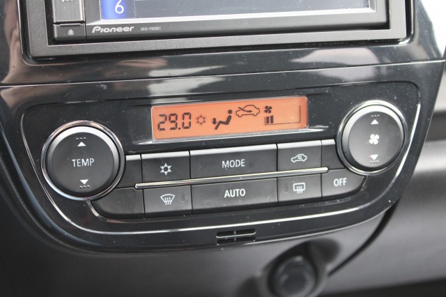 MITSUBISHI SPACE STAR 1.2 intense+ 80pk ECC/BT/Cruise/StartStop, Autobedrijf Roetert, Loenen