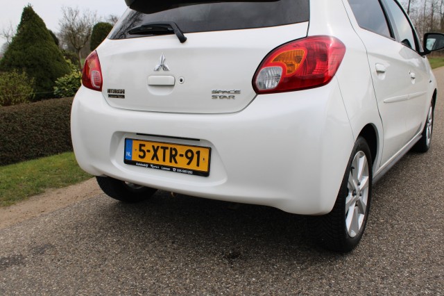 MITSUBISHI SPACE STAR 1.2 intense+ 80pk ECC/BT/Cruise/StartStop, Autobedrijf Roetert, Loenen