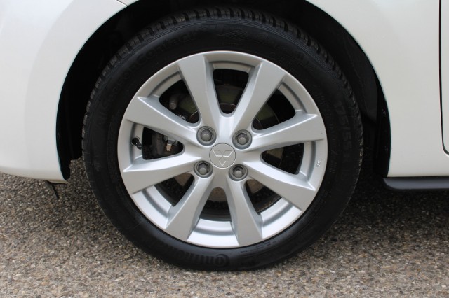 MITSUBISHI SPACE STAR 1.2 intense+ 80pk ECC/BT/Cruise/StartStop, Autobedrijf Roetert, Loenen