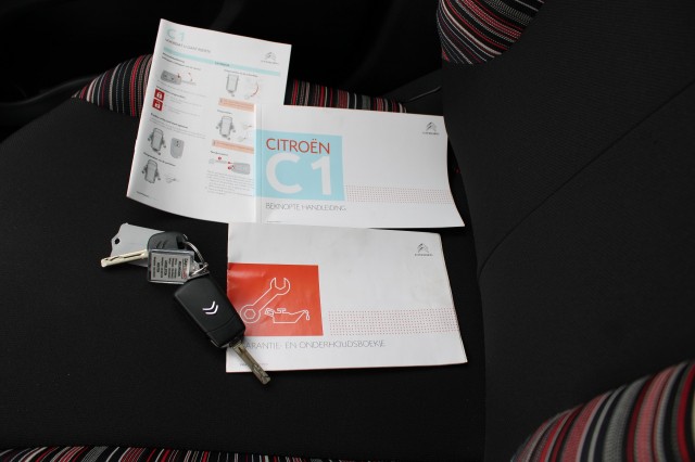 CITROEN C1 1.0 VTI Feel 72pk ECC/Cruise/5-deurs, Autobedrijf Roetert, Loenen