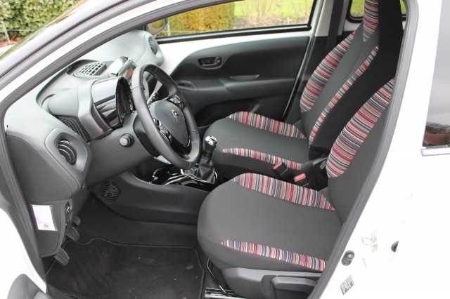 CITROEN C1 1.0 VTI Feel 72pk ECC/Cruise/5-deurs, Autobedrijf Roetert, Loenen