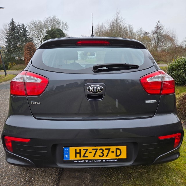 KIA RIO 1.2 CVVT ComfortlL. 86pk 4-cilinder ECC/Cruise, Autobedrijf Roetert, Loenen