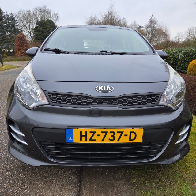 KIA RIO 1.2 CVVT ComfortlL. 86pk 4-cilinder ECC/Cruise, Autobedrijf Roetert, Loenen