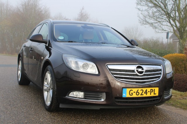 OPEL INSIGNIA 2.0 T COSMO, Autobedrijf Roetert, Loenen
