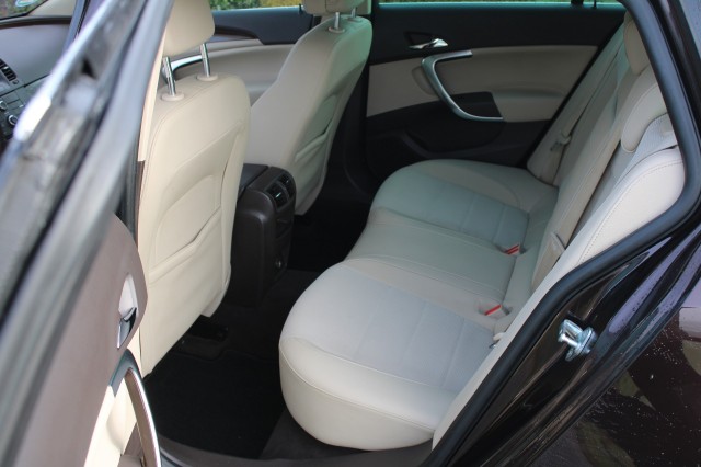 OPEL INSIGNIA 2.0 T COSMO, Autobedrijf Roetert, Loenen