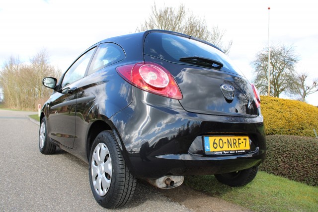 FORD KA 1.2 69pk Cool&Sound airco/elek pakket, Autobedrijf Roetert, Loenen