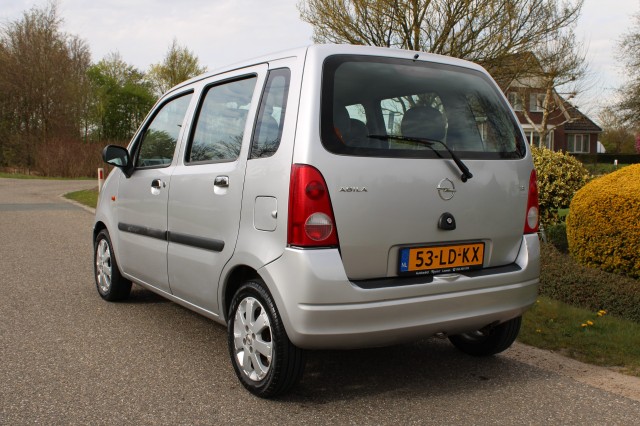 OPEL AGILA 1.2-16V Star Edition, Autobedrijf Roetert, Loenen