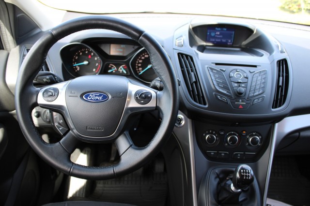 FORD KUGA 1.5 150pk Trend Edition Airco/Cruise/Navi/PDC/Stoelverw/Trekhaak, Autobedrijf Roetert, Loenen