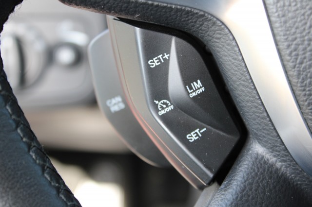 FORD KUGA 1.5 150pk Trend Edition Airco/Cruise/Navi/PDC/Stoelverw/Trekhaak, Autobedrijf Roetert, Loenen