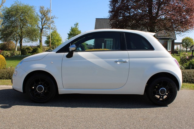 FIAT 500 1.2 69pk Easy Airco/Bluetooth/Half leer/4-cilinder, Autobedrijf Roetert, Loenen