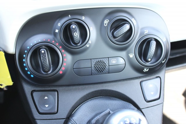 FIAT 500 1.2 69pk Easy Airco/Bluetooth/Half leer/4-cilinder, Autobedrijf Roetert, Loenen