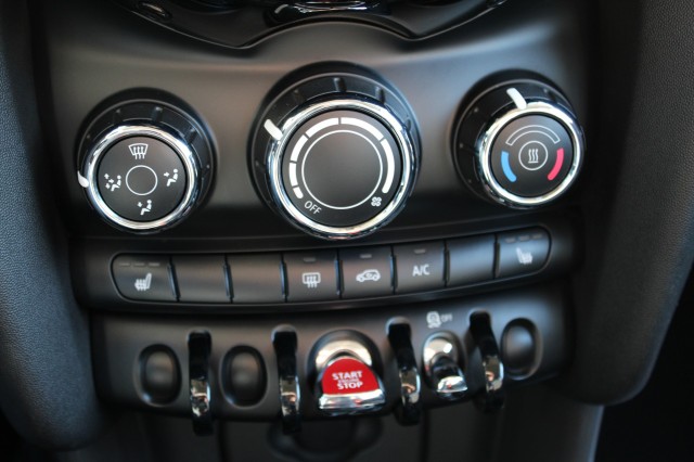 MINI ONE 1.5 One First Salt Airco/PDC/Stoelverwarming, Autobedrijf Roetert, Loenen