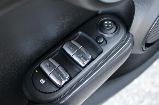 MINI ONE 1.5 One First Salt Airco/PDC/Stoelverwarming, Autobedrijf Roetert, Loenen