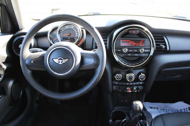 MINI ONE 1.5 One First Salt Airco/PDC/Stoelverwarming, Autobedrijf Roetert, Loenen
