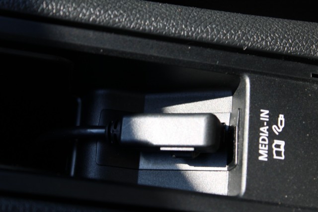 VOLKSWAGEN GOLF Cabriolet 1.2 TSI 105pk BM ECC/Cruise/Navi/PDC/Half leer/NAP, Autobedrijf Roetert, Loenen