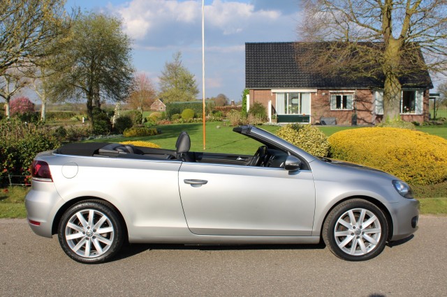 VOLKSWAGEN GOLF Cabriolet 1.2 TSI 105pk BM ECC/Cruise/Navi/PDC/Half leer/NAP, Autobedrijf Roetert, Loenen