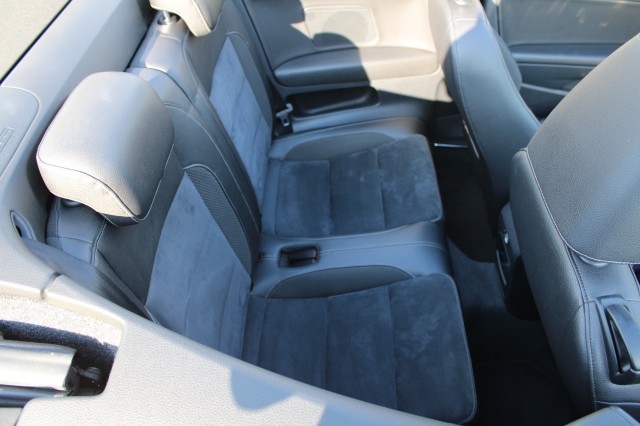 VOLKSWAGEN GOLF Cabriolet 1.2 TSI 105pk BM ECC/Cruise/Navi/PDC/Half leer/NAP, Autobedrijf Roetert, Loenen