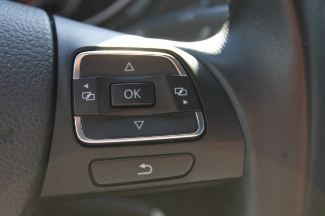 VOLKSWAGEN GOLF Cabriolet 1.2 TSI 105pk BM ECC/Cruise/Navi/PDC/Half leer/NAP, Autobedrijf Roetert, Loenen