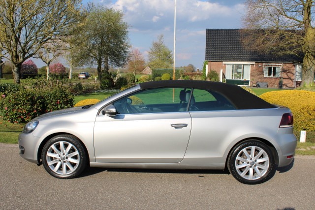 VOLKSWAGEN GOLF Cabriolet 1.2 TSI 105pk BM ECC/Cruise/Navi/PDC/Half leer/NAP, Autobedrijf Roetert, Loenen