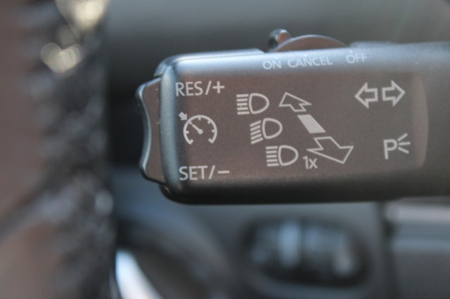 VOLKSWAGEN GOLF Cabriolet 1.2 TSI 105pk BM ECC/Cruise/Navi/PDC/Half leer/NAP, Autobedrijf Roetert, Loenen