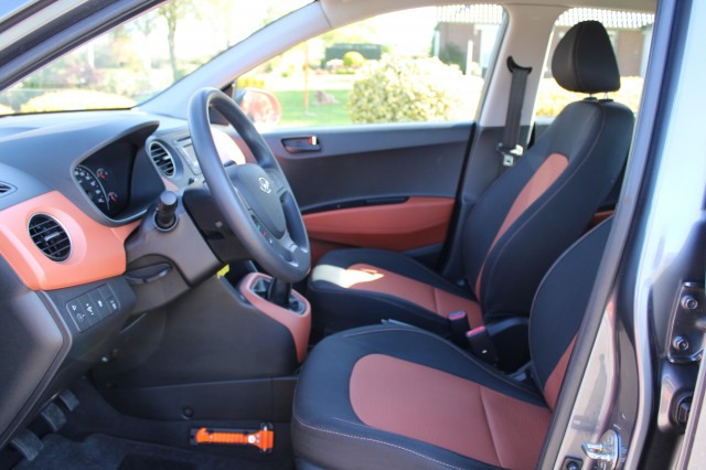 HYUNDAI I10 1.0i 67pk i-Motion Comfort Plus 5-drs ECC/Bluetooth/elek pakket, Autobedrijf Roetert, Loenen