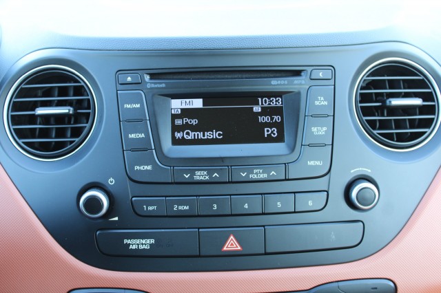 HYUNDAI I10 1.0i 67pk i-Motion Comfort Plus 5-drs ECC/Bluetooth/elek pakket, Autobedrijf Roetert, Loenen