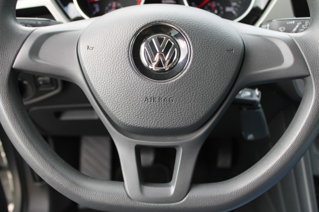 VOLKSWAGEN TOURAN 1.2 TSI 110pk Trendline Airco/Cruise/Trekhaak, Autobedrijf Roetert, Loenen