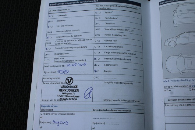 VOLKSWAGEN TOURAN 1.2 TSI 110pk Trendline Airco/Cruise/Trekhaak, Autobedrijf Roetert, Loenen