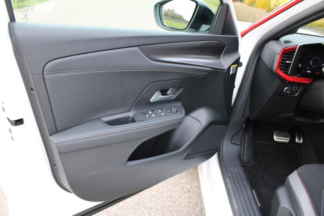 OPEL MOKKA 1.2 131pk Turbo Automaat GS Line, Autobedrijf Roetert, Loenen