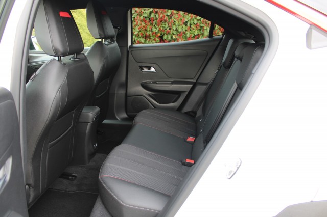 OPEL MOKKA 1.2 131pk Turbo Automaat GS Line, Autobedrijf Roetert, Loenen