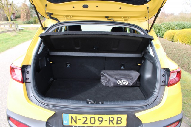 KIA STONIC 1.0 T-GDi 120pk Automaat DynamicLine ECC/Cruise/CarPlay/Android, Autobedrijf Roetert, Loenen