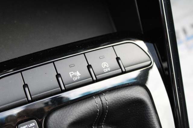 KIA STONIC 1.0 T-GDi 120pk Automaat DynamicLine ECC/Cruise/CarPlay/Android, Autobedrijf Roetert, Loenen