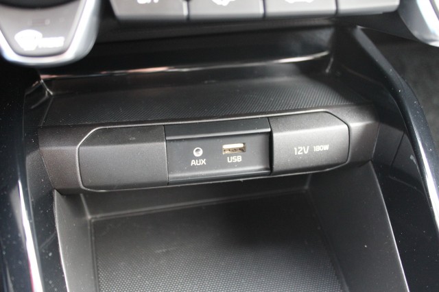 KIA STONIC 1.0 T-GDi 120pk Automaat DynamicLine ECC/Cruise/CarPlay/Android, Autobedrijf Roetert, Loenen