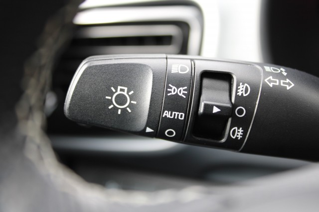 KIA STONIC 1.0 T-GDi 120pk Automaat DynamicLine ECC/Cruise/CarPlay/Android, Autobedrijf Roetert, Loenen