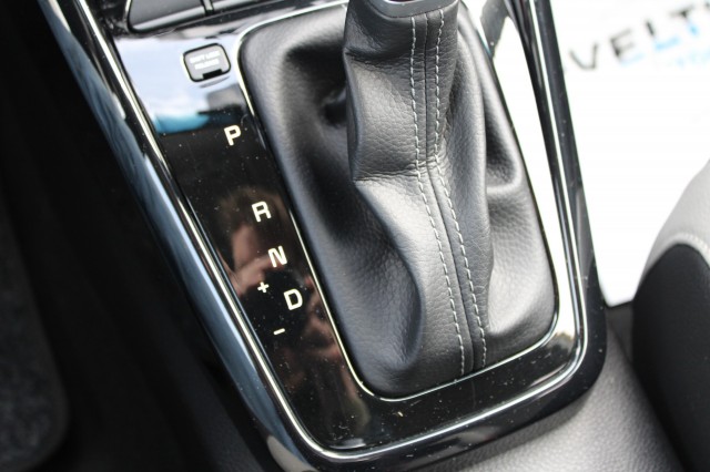 KIA STONIC 1.0 T-GDi 120pk Automaat DynamicLine ECC/Cruise/CarPlay/Android, Autobedrijf Roetert, Loenen