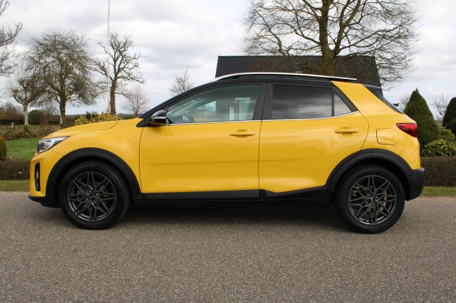 KIA STONIC 1.0 T-GDi 120pk Automaat DynamicLine ECC/Cruise/CarPlay/Android, Autobedrijf Roetert, Loenen