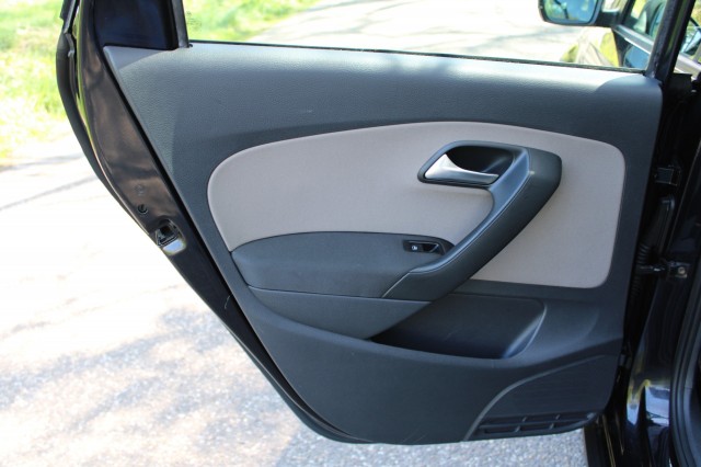 VOLKSWAGEN POLO 1.2 TSI 105pk Cross 5-drs ECC/Cruise/Executive-pakket, Autobedrijf Roetert, Loenen