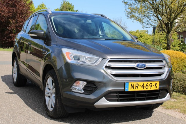 FORD KUGA 1.5 EcoBoost 120pk Trend Ultimate ECC/Cruise/Navi/PDC/CarPlay, Autobedrijf Roetert, Loenen