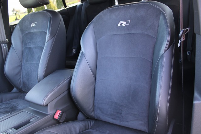 VOLKSWAGEN ARTEON 1.5 TSI Elegance 150pk 4-cilinder ECC/Navi/Cruise/Stoelverw./PDC/Camera, Autobedrijf Roetert, Loenen