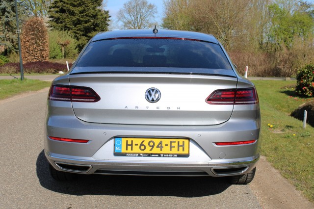 VOLKSWAGEN ARTEON 1.5 TSI Elegance 150pk 4-cilinder ECC/Navi/Cruise/Stoelverw./PDC/Camera, Autobedrijf Roetert, Loenen