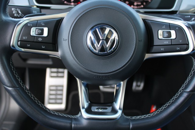 VOLKSWAGEN ARTEON 1.5 TSI Elegance 150pk 4-cilinder ECC/Navi/Cruise/Stoelverw./PDC/Camera, Autobedrijf Roetert, Loenen