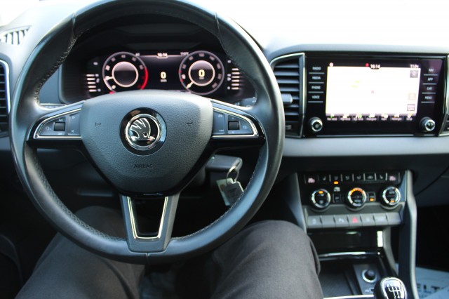 SKODA KAROQ 1.0TSI 116pk Ambition Business ECC/cruise/navi/PDC/trekhaak, Autobedrijf Roetert, Loenen