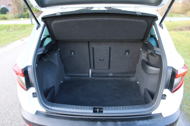 SKODA KAROQ 1.0TSI 116pk Ambition Business ECC/cruise/navi/PDC/trekhaak, Autobedrijf Roetert, Loenen