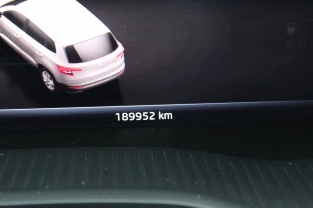 SKODA KAROQ 1.0TSI 116pk Ambition Business ECC/cruise/navi/PDC/trekhaak, Autobedrijf Roetert, Loenen