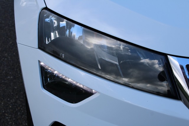 SKODA KAROQ 1.0TSI 116pk Ambition Business ECC/cruise/navi/PDC/trekhaak, Autobedrijf Roetert, Loenen