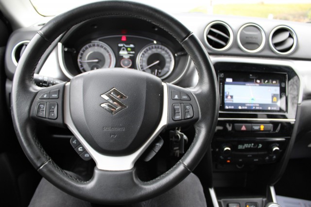 SUZUKI VITARA 1.4 129pk Select Smart Hybrid ACC/ECC/navi/trekhaak, Autobedrijf Roetert, Loenen